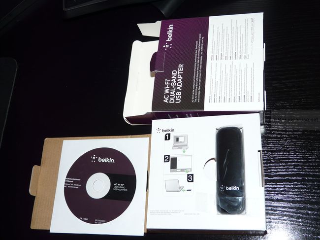Belkin F9L1106az Clé USB Wifi AC - Le contenu