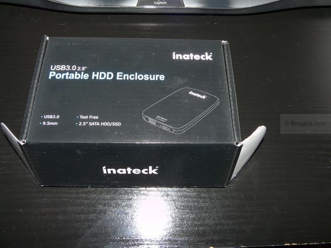 La boite d'emballage du Inateck FEU3NS-1