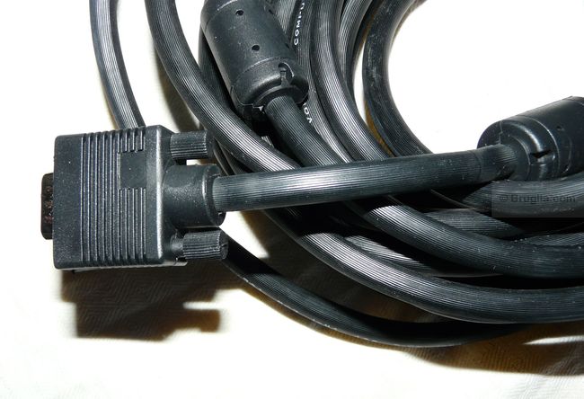 Le câble VGA HQ HQB-053-10 blindé et épais