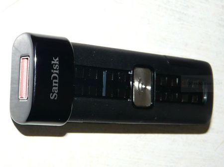 Sandisk Connect Wireless Flash Drive 32Go côté face