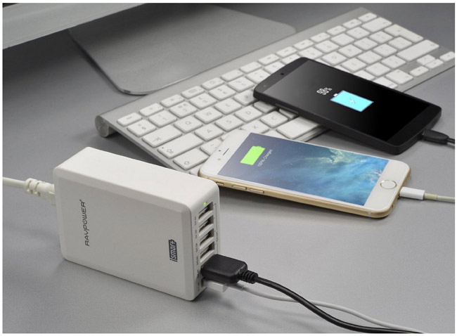 Aspect réussi pour le chargeur RAVPower 6 Ports en action