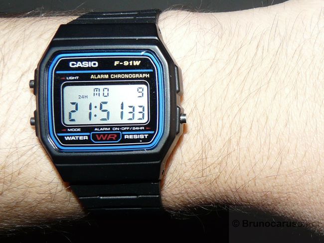 Casio F-91W-1YER quartz digital et chronomètre